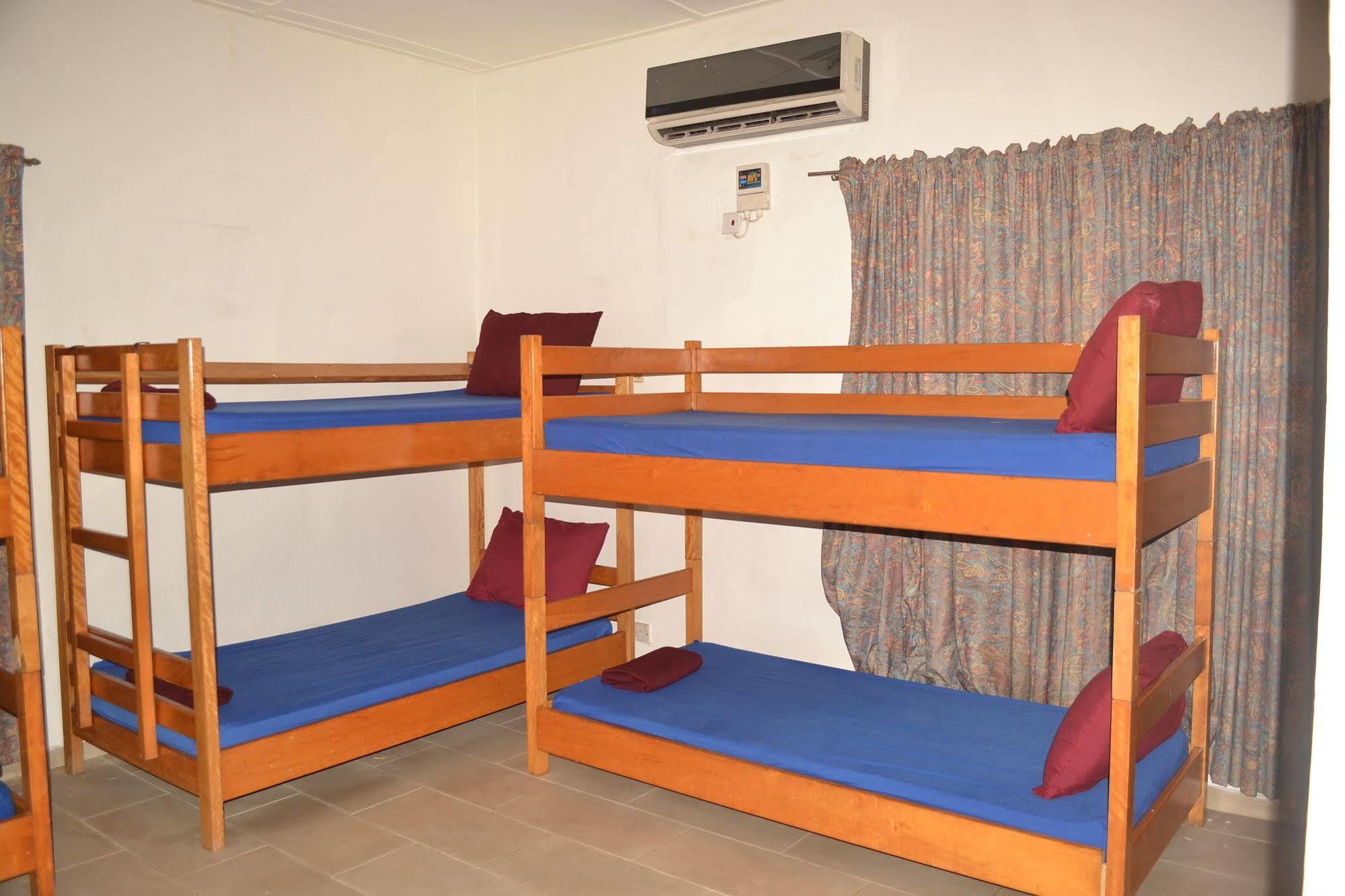 Pink Hostel Akra Dış mekan fotoğraf