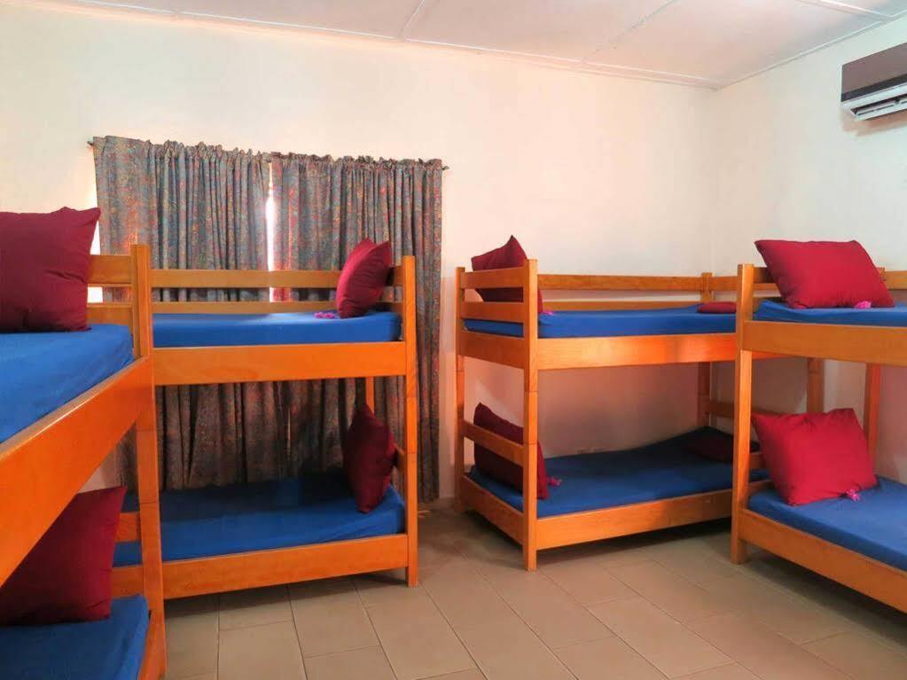 Pink Hostel Akra Dış mekan fotoğraf